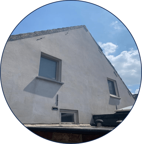 Gevel woning na Softwash reiniging